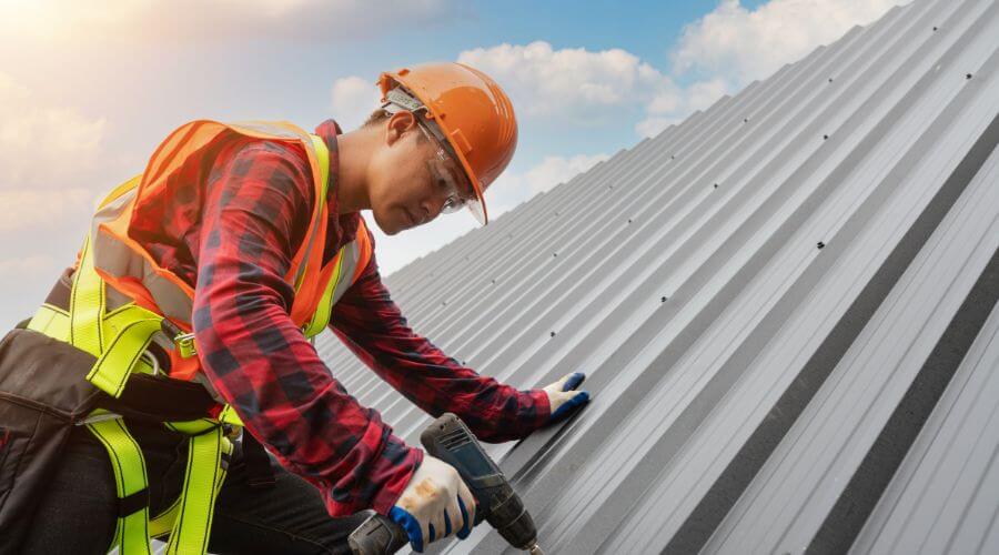 Expert new roof installation services in La Porte City, IA
